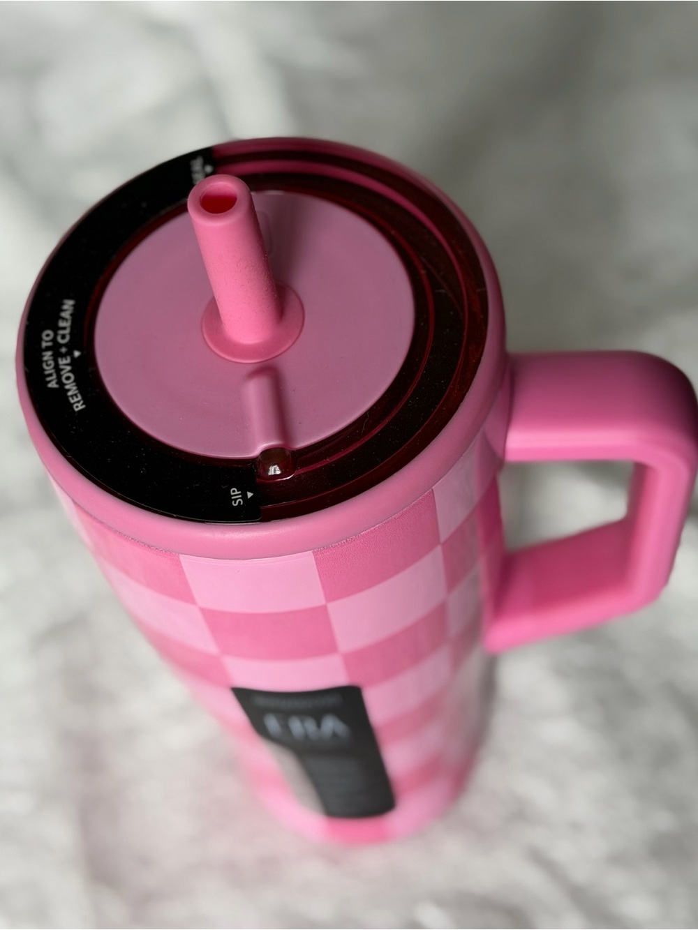 Brumate 💖 PINK CHECKERS 30oz Era Stainless Steel Tumbler NWT - Picture 3 of 8